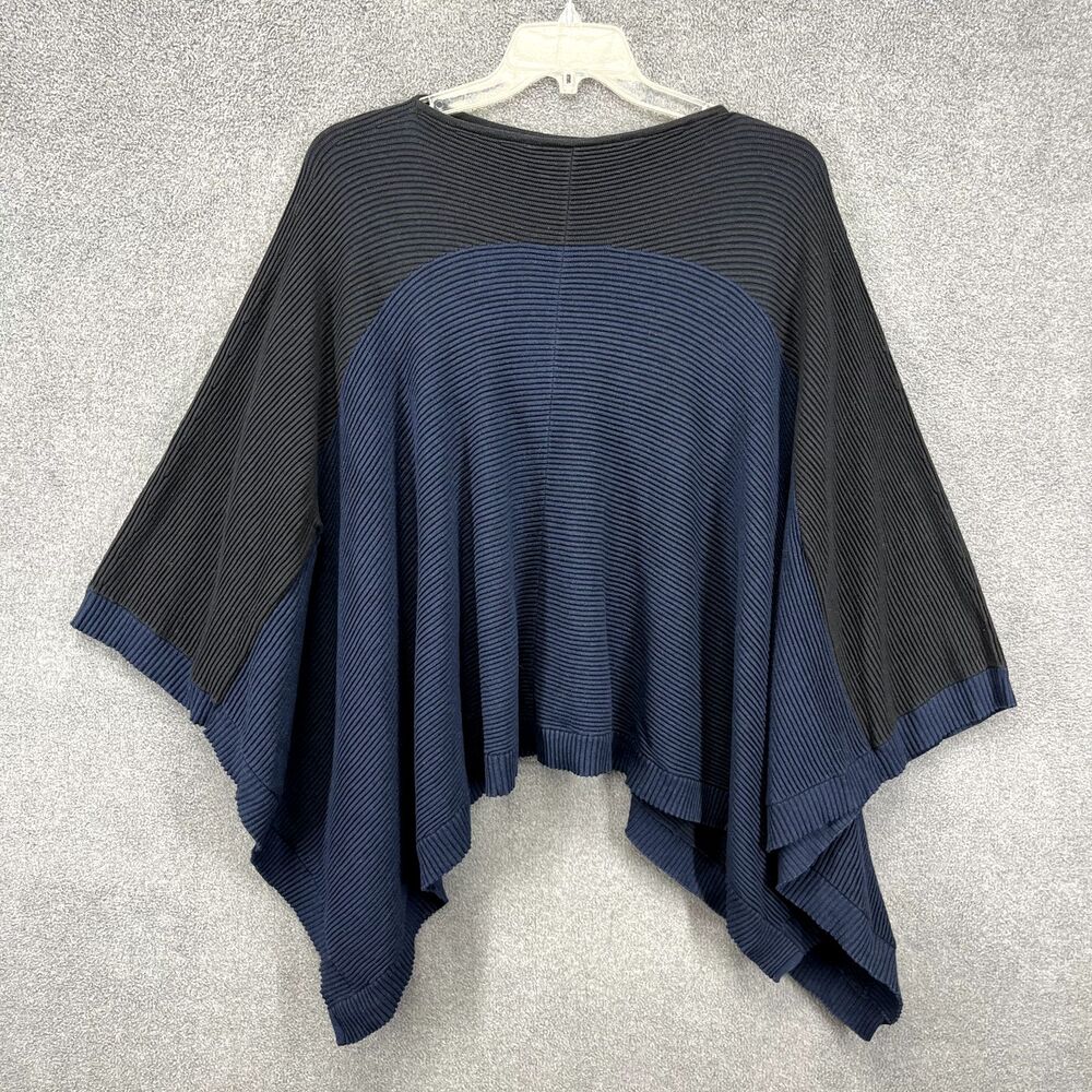 Lululemon It‎  All Lines Up Poncho Women's OS Black Navy Blue Woven